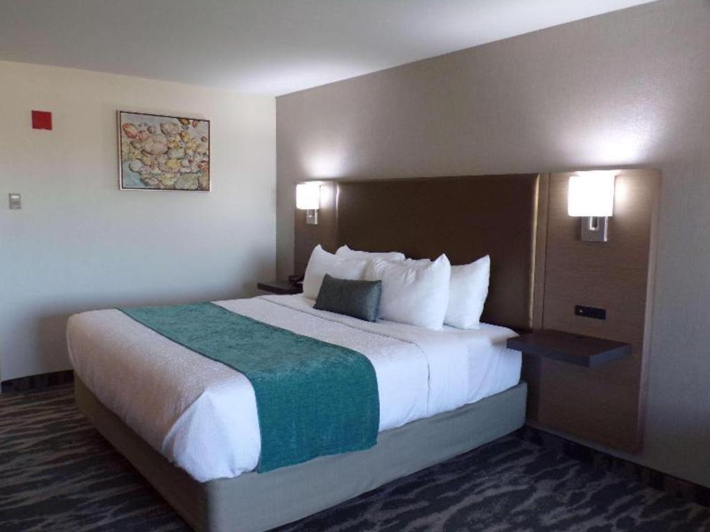 Best Western Plus Safford Екстер'єр фото
